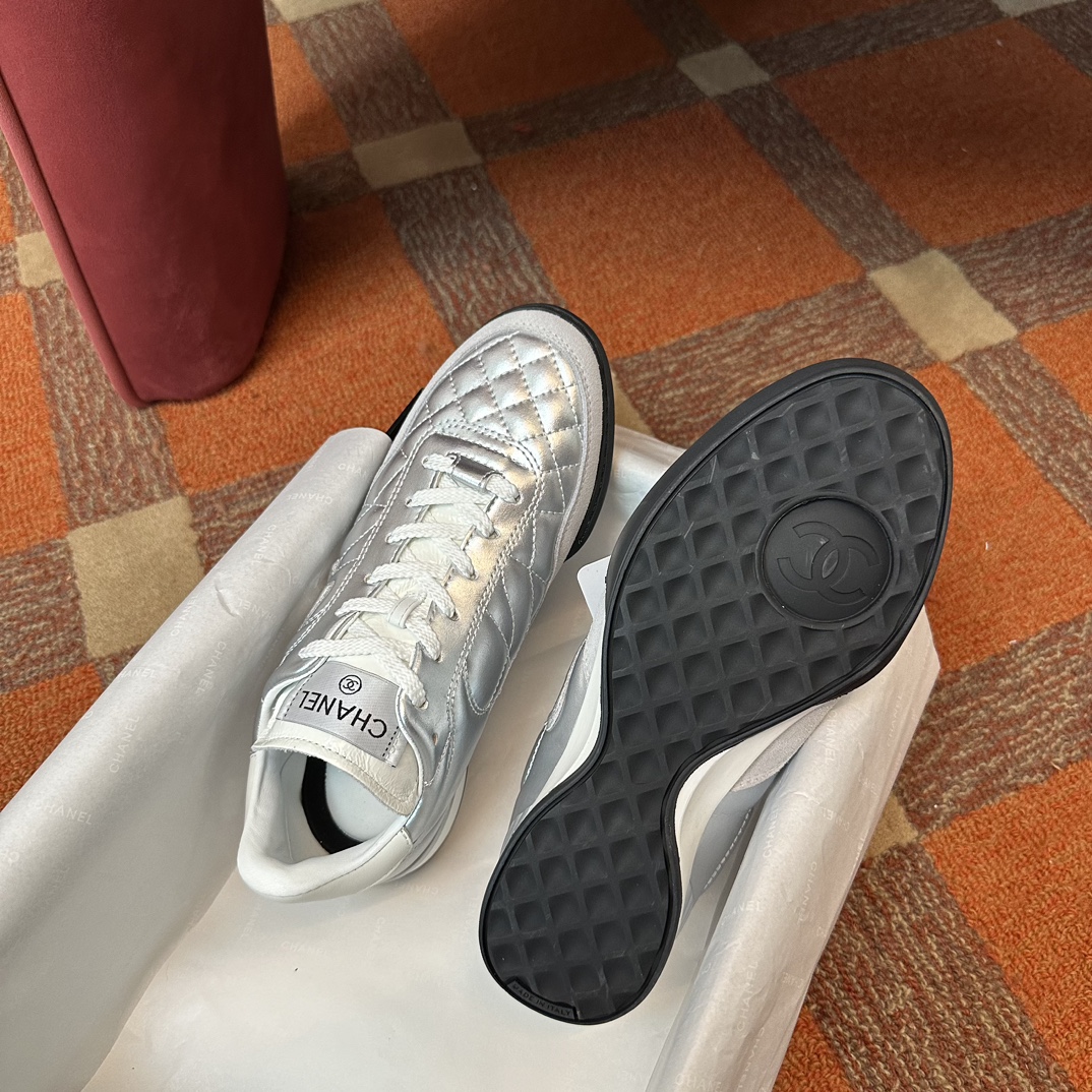 Chanel Trainer