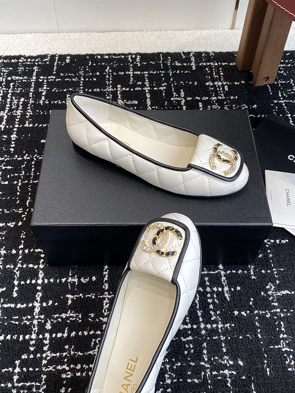 Chanel  Leather CC Logo Loafers