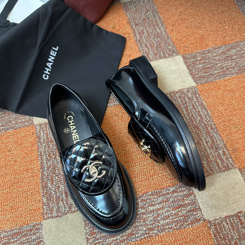 Chanel  Leather CC Logo Loafers