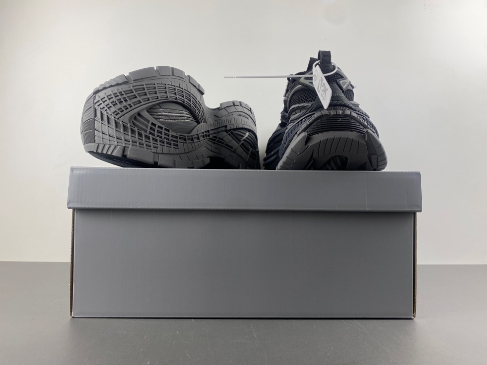 Balenciaga Platform Reduced Dark Gray