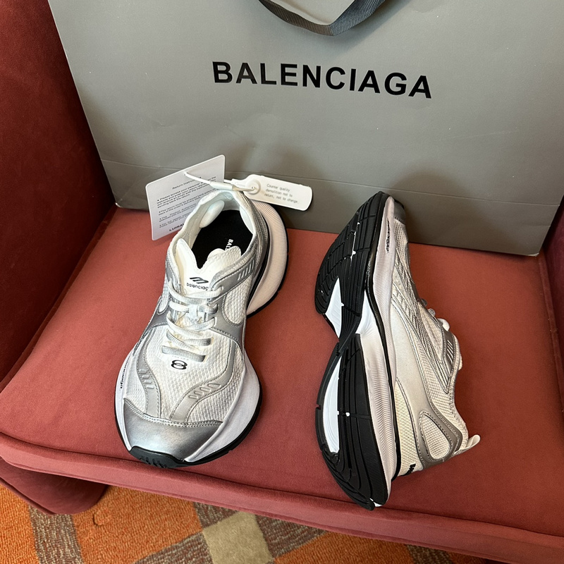 Balenciaga Circuit Sneaker