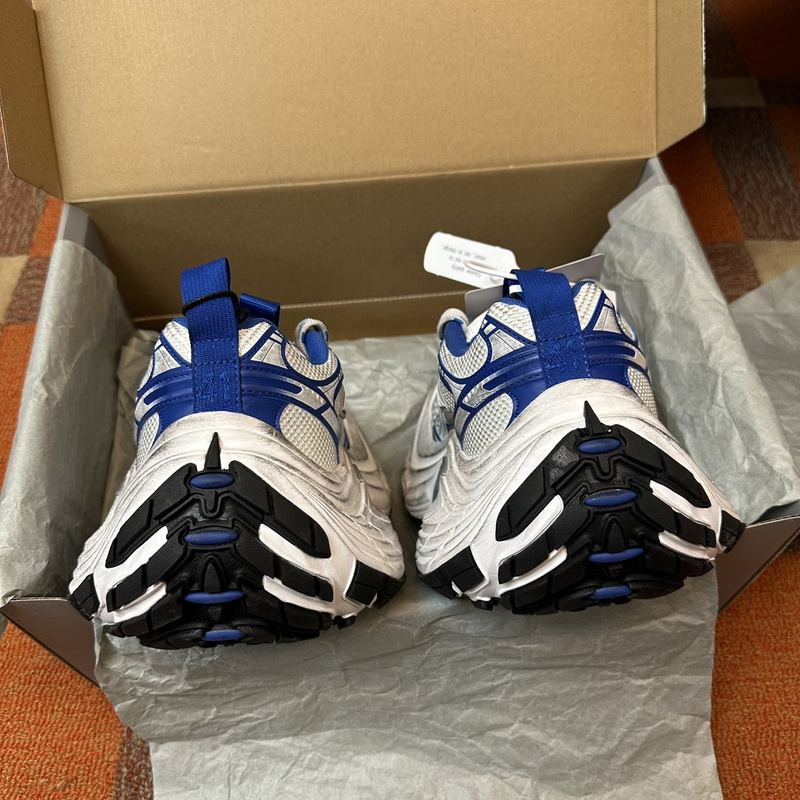 Balenciaga 10XL Sneaker