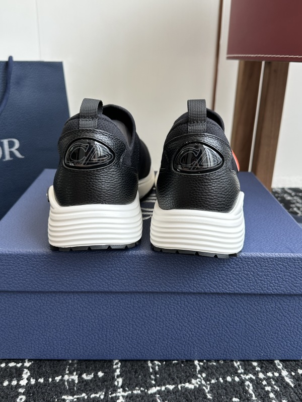 DIOR SNEAKER