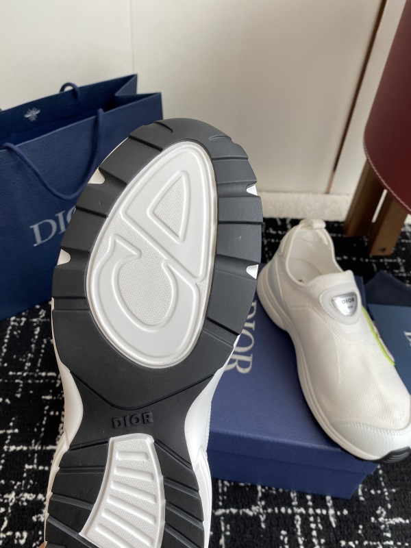 DIOR SNEAKER