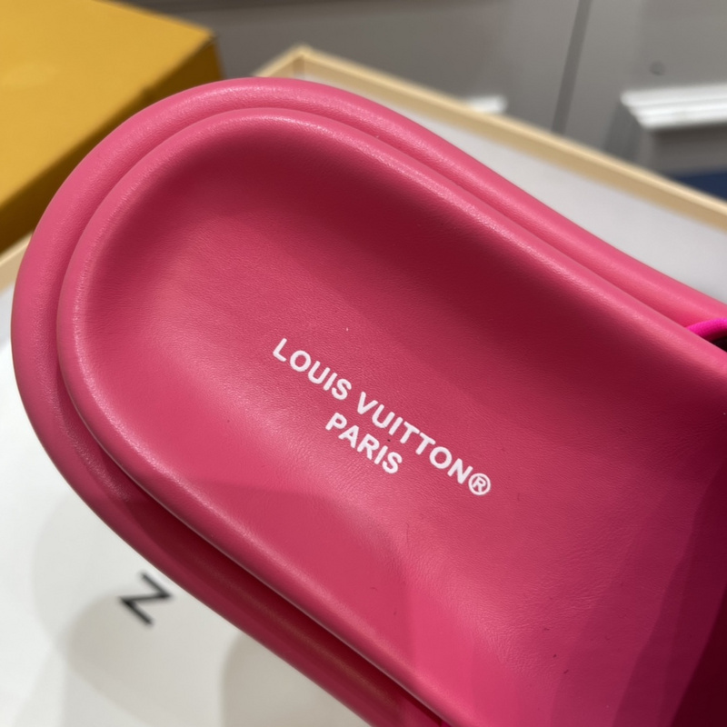 LV POOL PILLOW COMFORT MULE