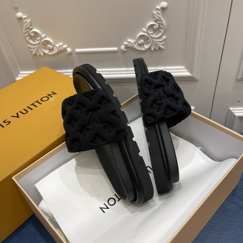 LV POOL PILLOW COMFORT MULE