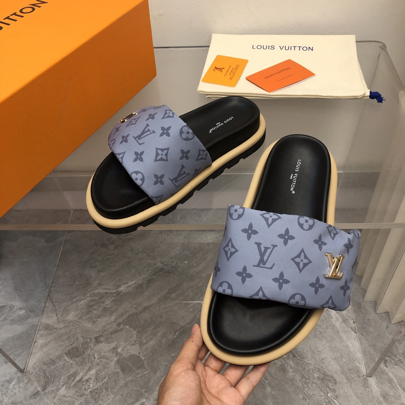 LV POOL PILLOW COMFORT MULE