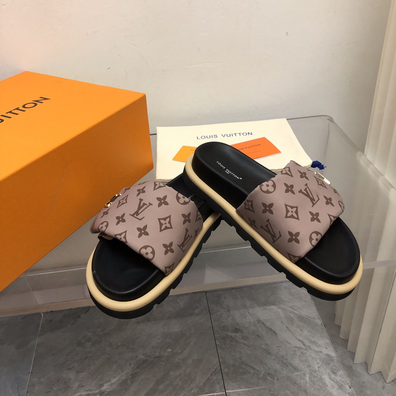 LV POOL PILLOW COMFORT MULE