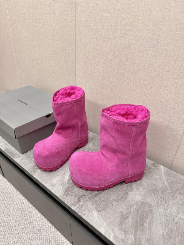 Balenciaga Winter Boots (Middle-Top)