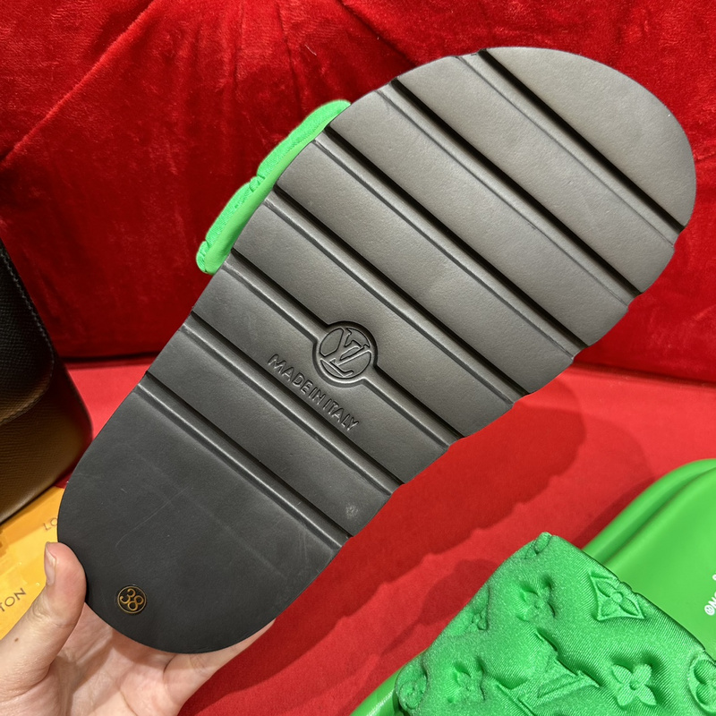 LV POOL PILLOW COMFORT MULE