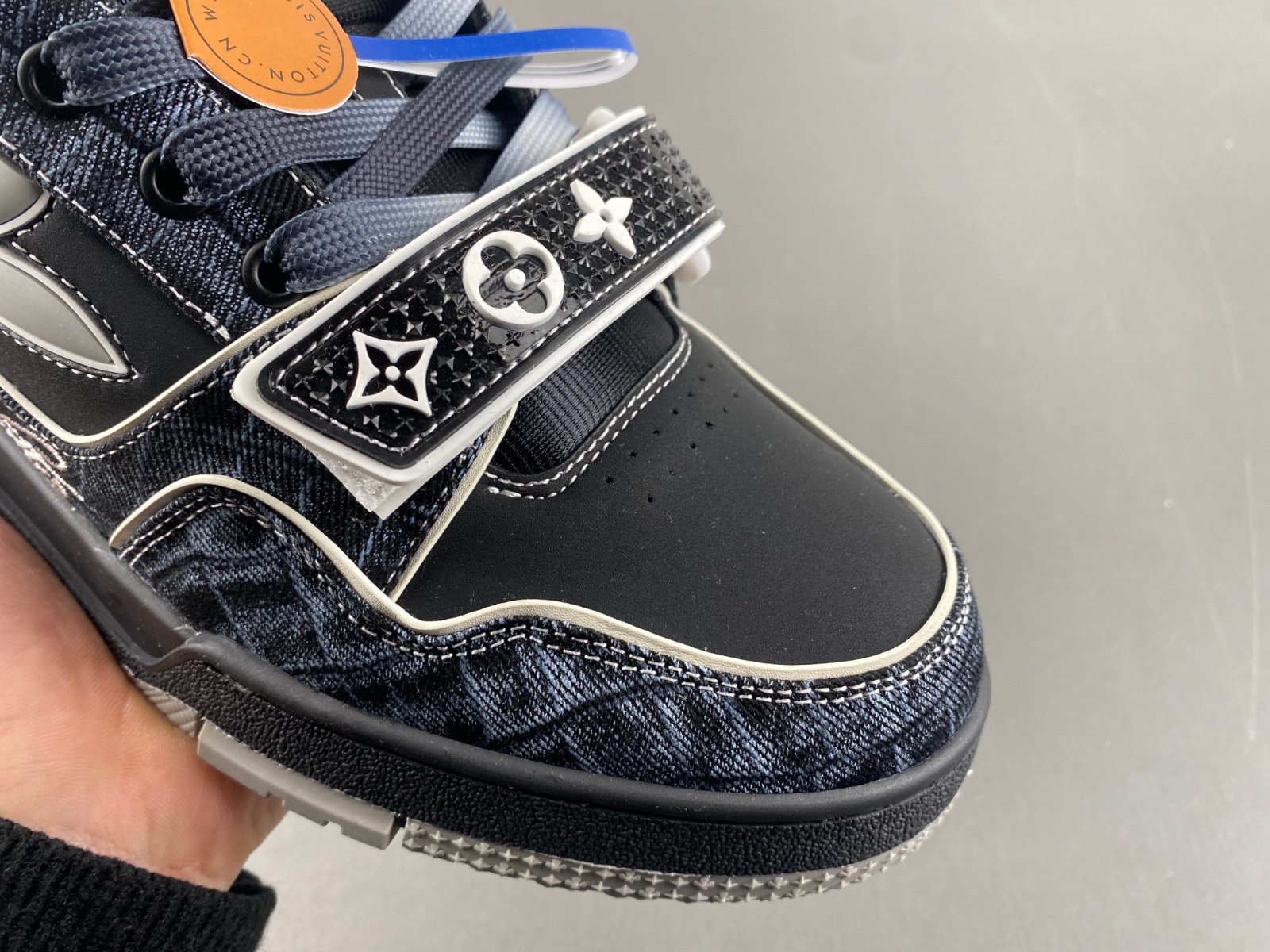 LV Trainer Sneaker