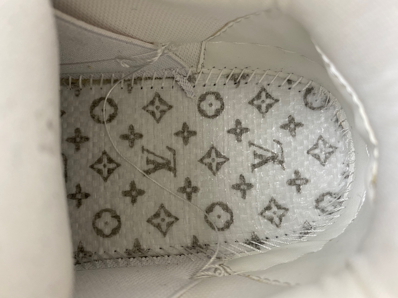 LV Trainer Maxi Sneaker