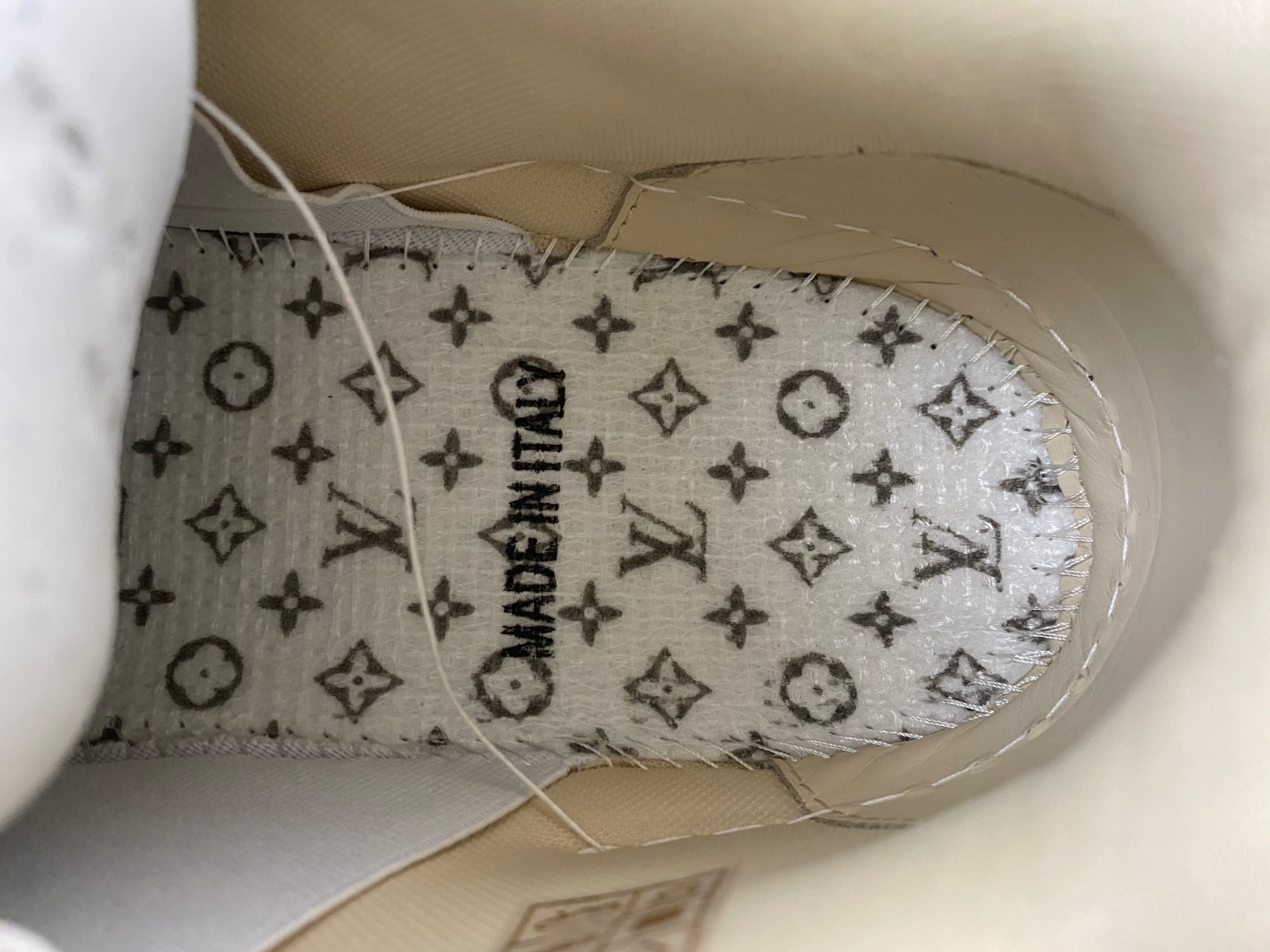 LV Trainer Maxi Sneaker