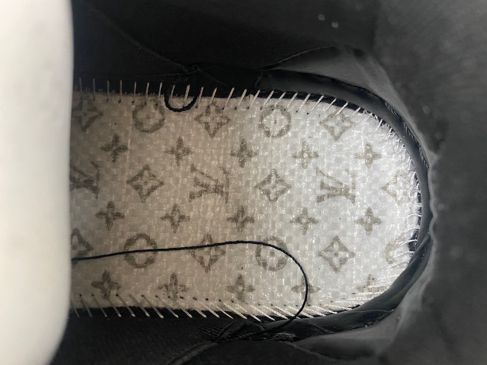 LV Trainer Maxi Sneaker
