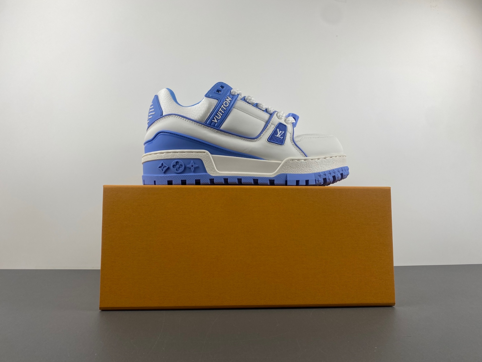 LV Trainer Maxi Sneaker