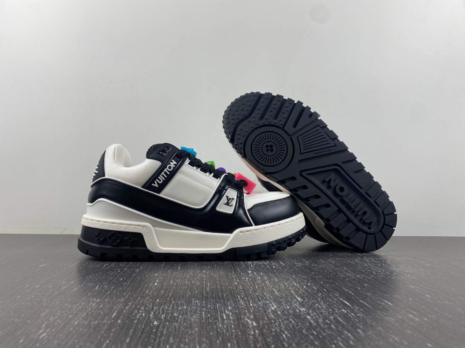 LV Trainer Maxi Sneaker