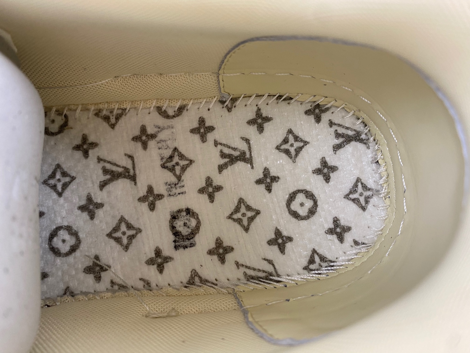 LV Trainer Sneaker