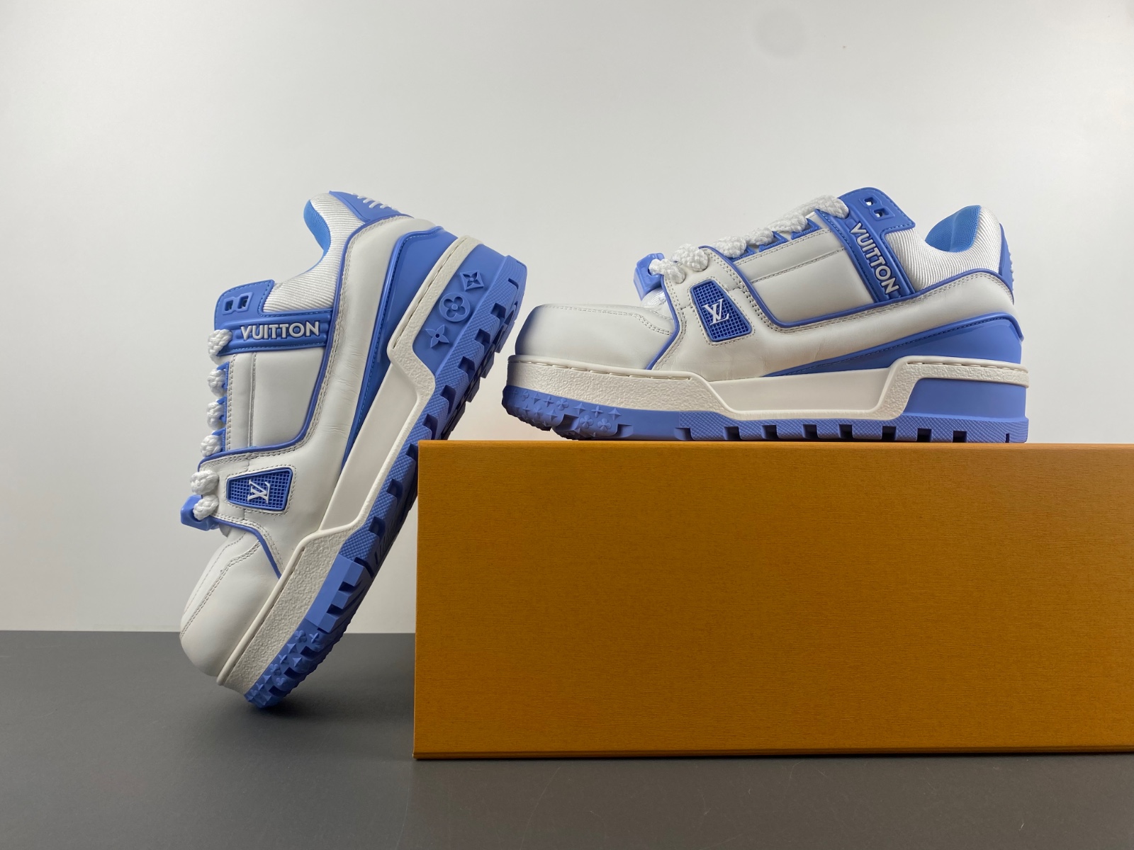 LV Trainer Maxi Sneaker