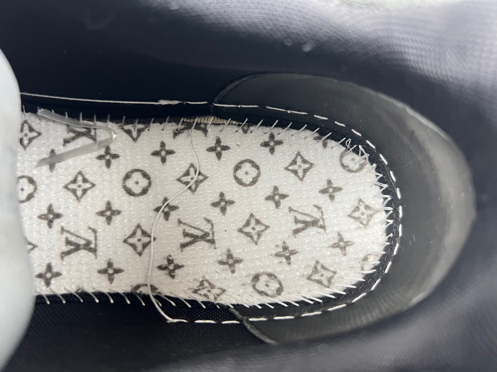 LV Trainer Sneaker