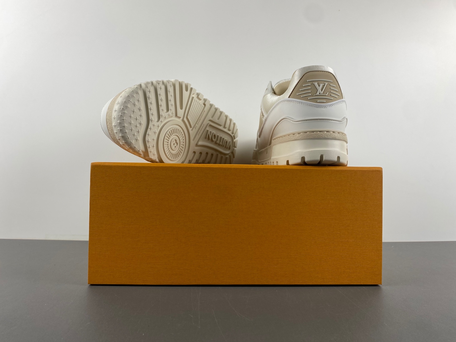 LV Trainer Maxi Sneaker