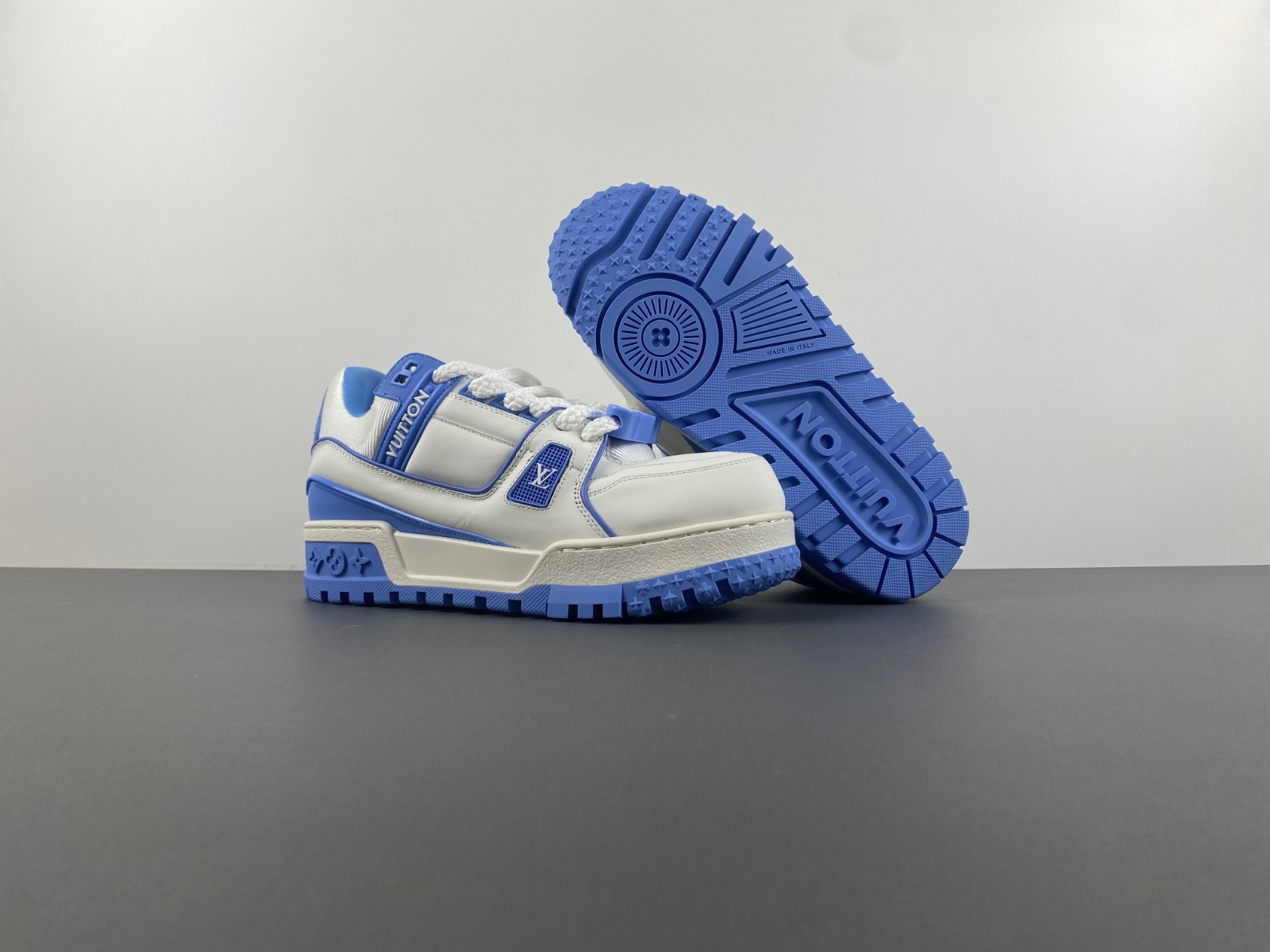 LV Trainer Maxi Sneaker