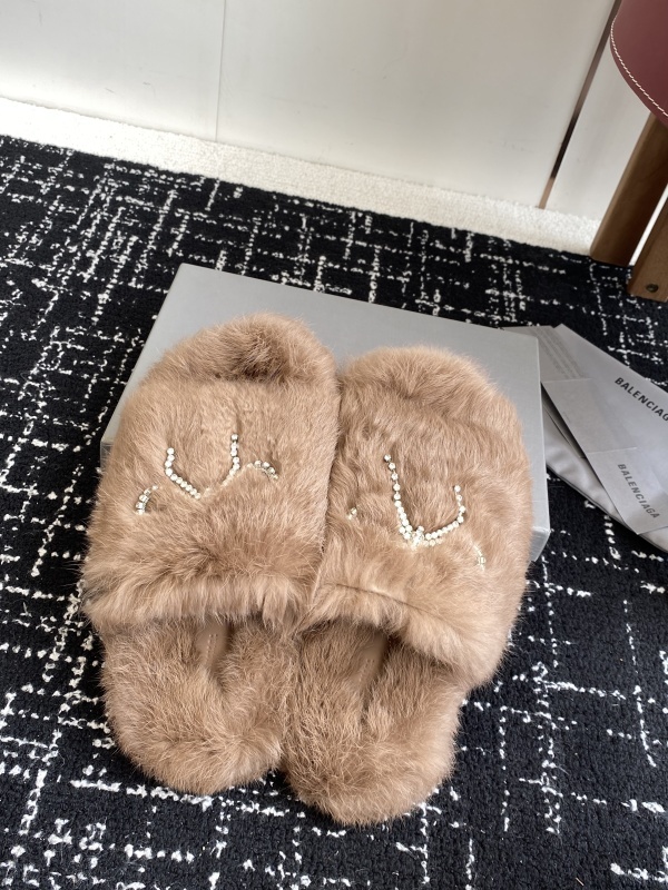 Balenciaga Furry Slide