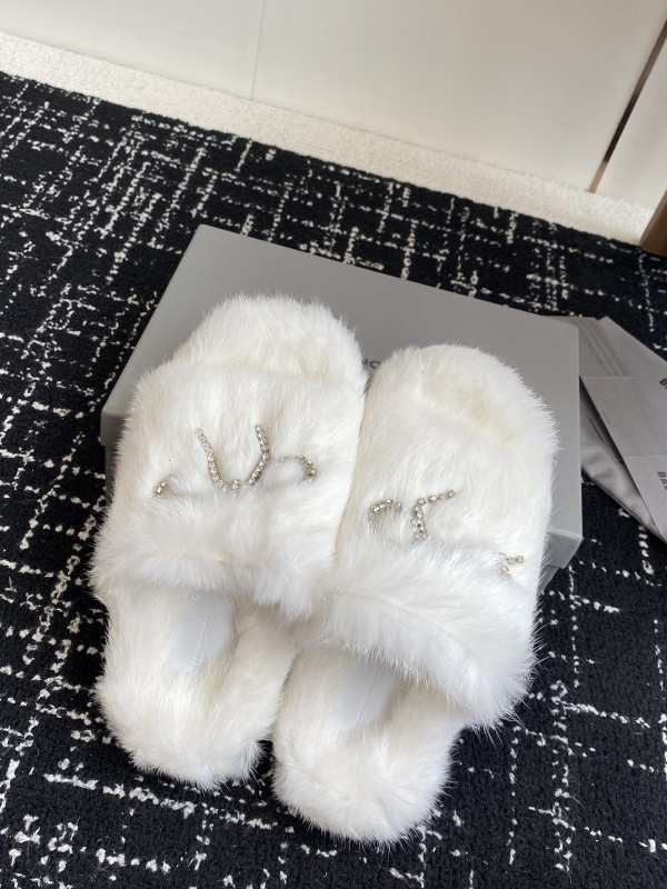 Balenciaga Furry Slide