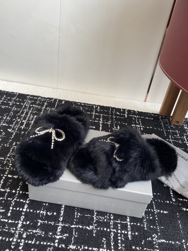 Balenciaga Furry Slide
