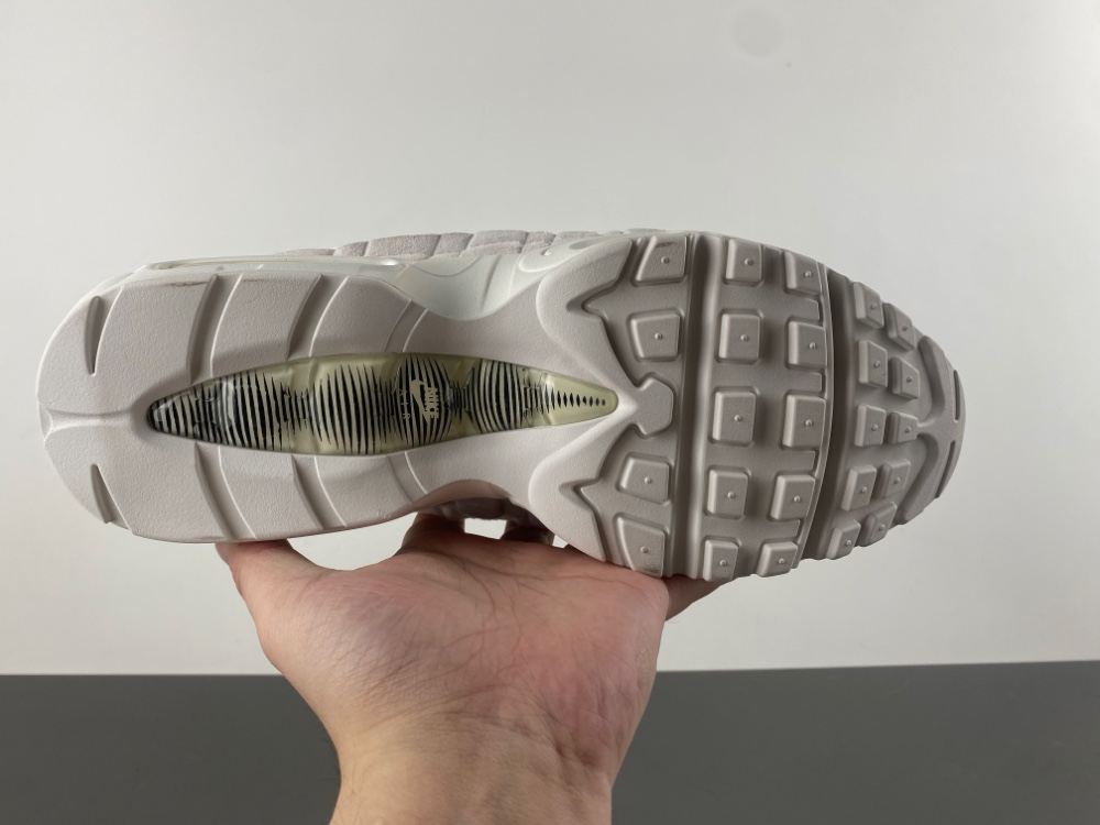 Comme des Garçons x Air Max 95 “White”